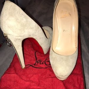 ‼️‼️BEST OFFER‼️‼️Gorgeous Red Bottoms 👠